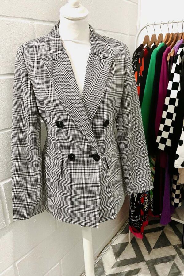 blazer Mariel